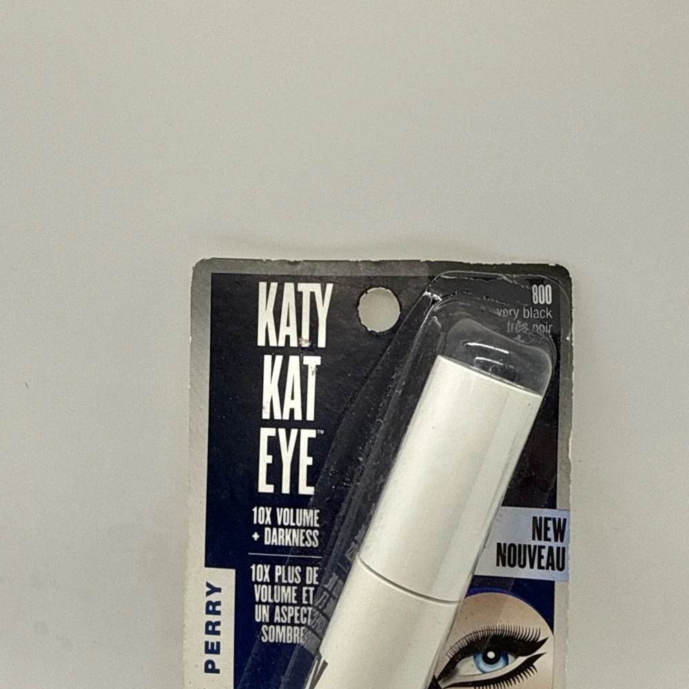 CoverGirl COVER GIRL Katy Kat Mascara Cat Eye - 800 Very Black